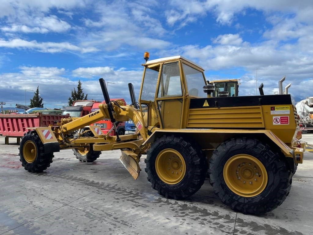 Grader Faun F185C: picture 26