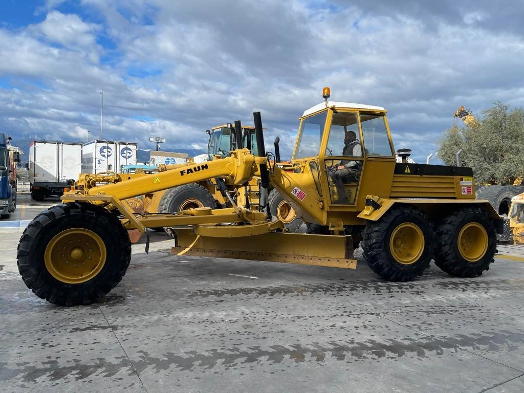 Grader Faun F185C: picture 13