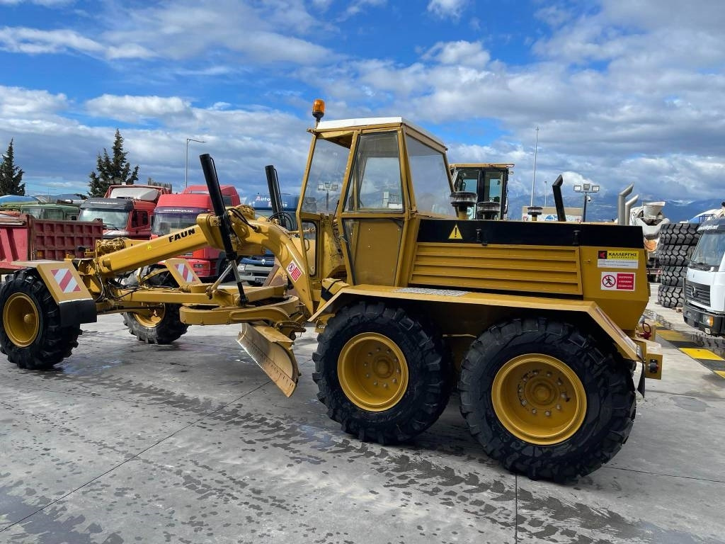 Grader Faun F185C: picture 29
