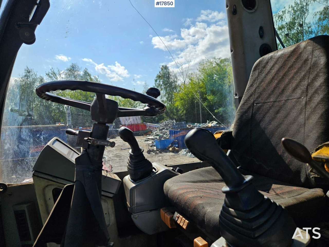 Waste/ Industry handler 2002 O&K MH: picture 16 Waste/ Industry handler 2002 O&K MH: picture 16