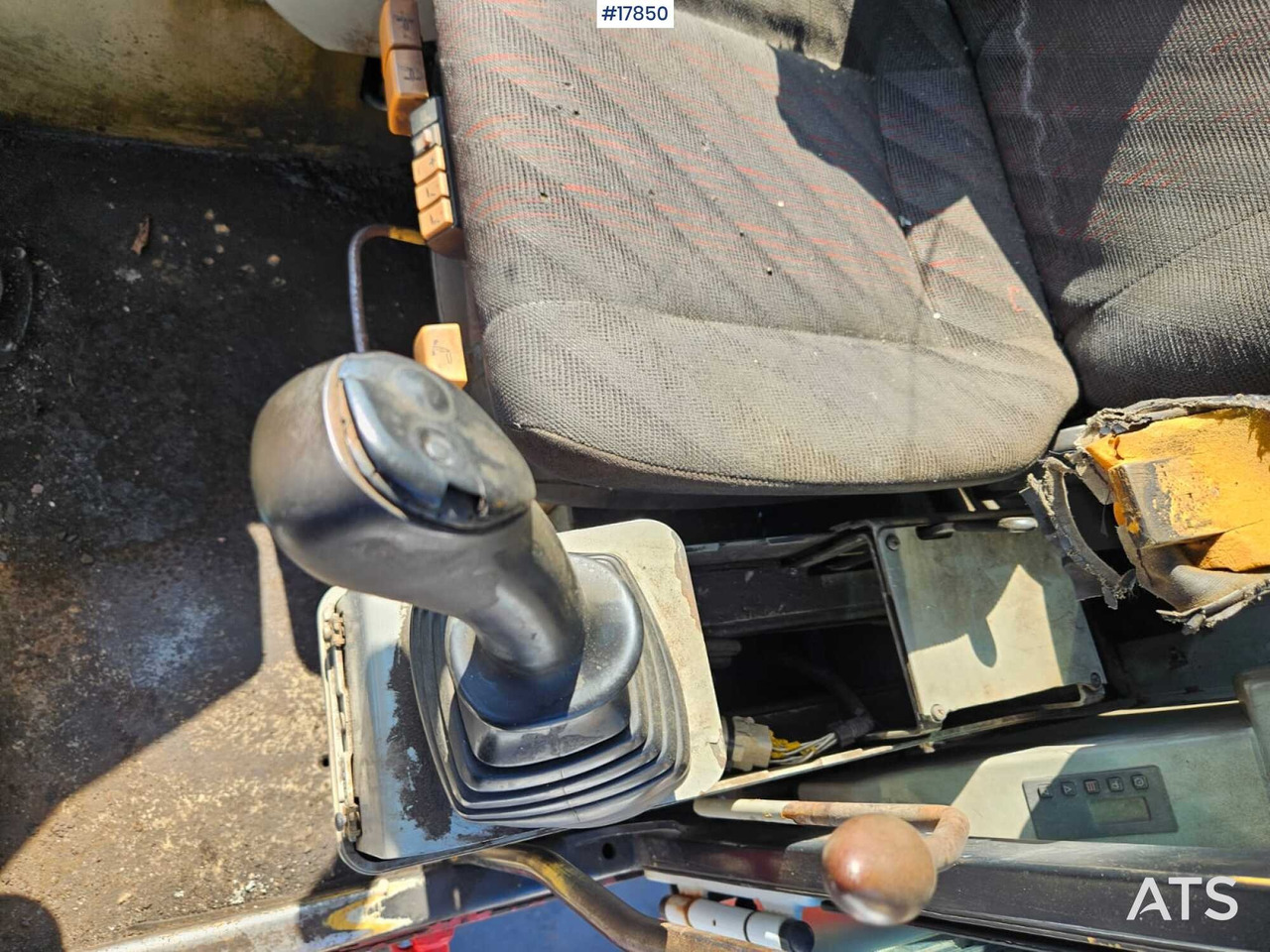 Waste/ Industry handler 2002 O&K MH: picture 18 Waste/ Industry handler 2002 O&K MH: picture 18