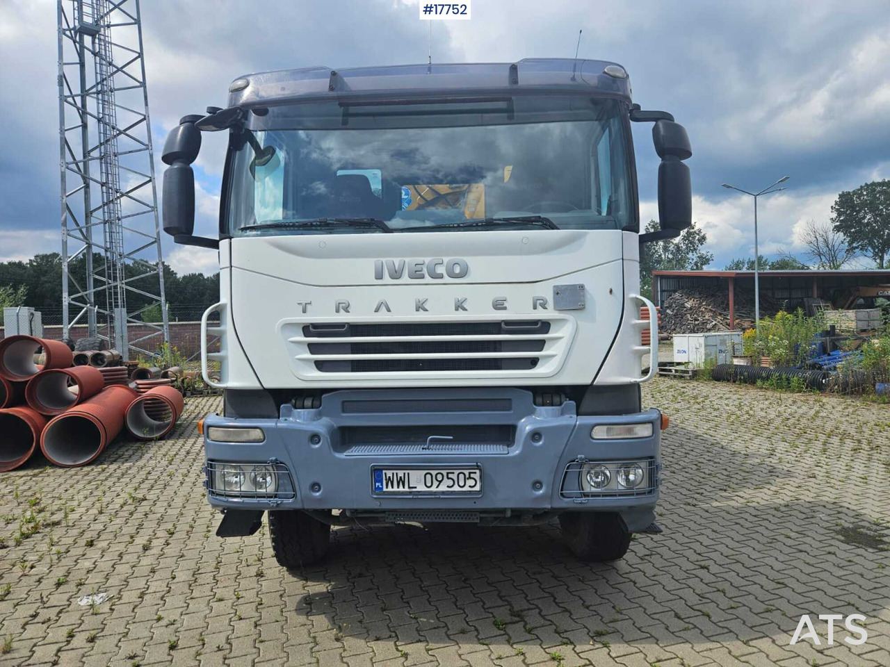 2007 Iveco Trakker +EFFER 210 3s - Crane truck, Tipper: picture 3 2007 Iveco Trakker +EFFER 210 3s - Crane truck, Tipper: picture 3