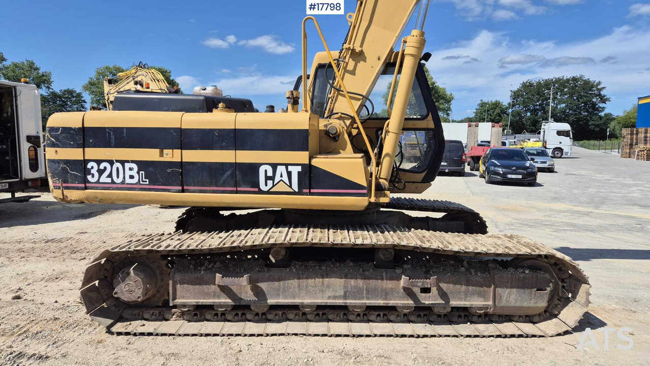 Crawler excavator JCB JS 220 LONG 16m (1997) - Crawler excavator: picture 2 Crawler excavator JCB JS 220 LONG 16m (1997) - Crawler excavator: picture 2