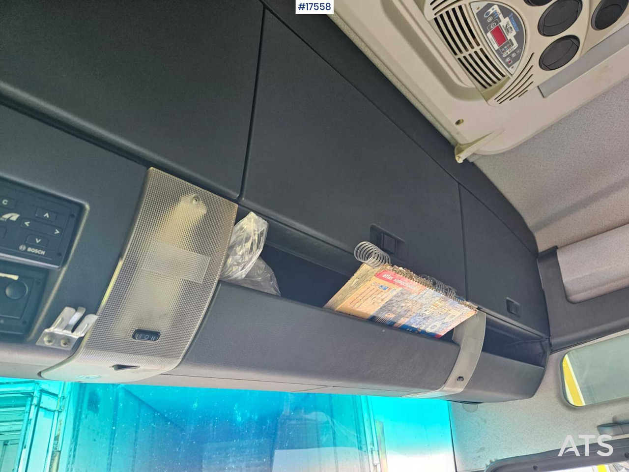 Tractor unit 2015 MAN TGX 18.440: picture 16