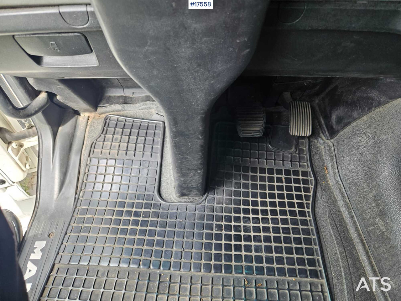 Tractor unit 2015 MAN TGX 18.440: picture 18