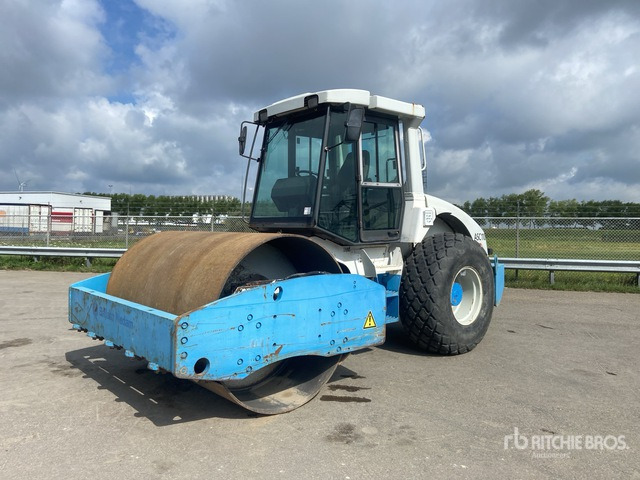 2007 Ammann ASC110 Combination Roller - Flail mower/ Mulcher: picture 2 2007 Ammann ASC110 Combination Roller - Flail mower/ Mulcher: picture 2