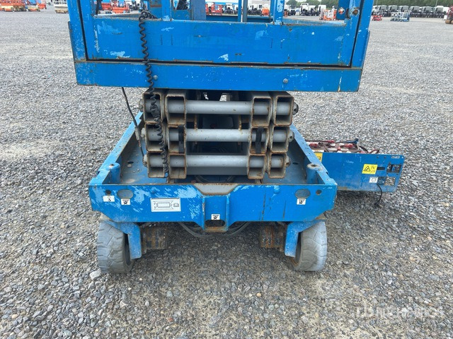 2007 Genie GS2646 Electric Scissor Lift - Scissor lift: picture 5 2007 Genie GS2646 Electric Scissor Lift - Scissor lift: picture 5