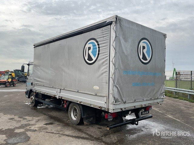 2007 MAN TGL12.210 4x2 Curtain Side Truck - Curtainsider truck: picture 1 2007 MAN TGL12.210 4x2 Curtain Side Truck - Curtainsider truck: picture 1