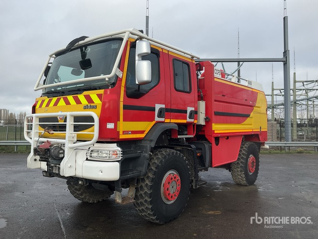 2007 Renault 410DXI CCFS 6000 4x4 Crew Cab Fire Truck - Fire truck: picture 1 2007 Renault 410DXI CCFS 6000 4x4 Crew Cab Fire Truck - Fire truck: picture 1