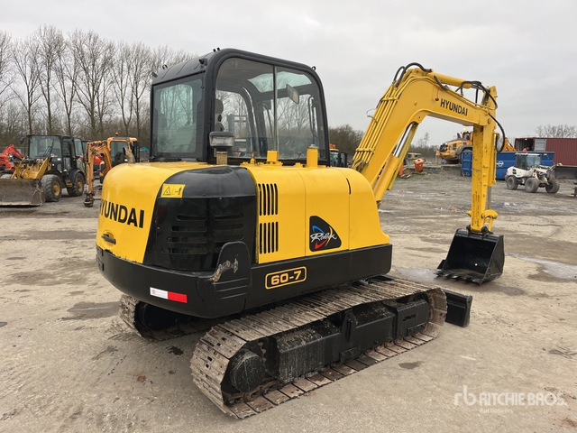 2011 Hyundai R60-7 Mini Excavator: <6.6t - Mini excavator: picture 3 2011 Hyundai R60-7 Mini Excavator: <6.6t - Mini excavator: picture 3