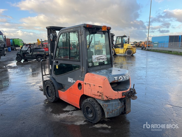 2011 Toyota 52-8FDF30 Heftruck - Diesel forklift: picture 4 2011 Toyota 52-8FDF30 Heftruck - Diesel forklift: picture 4