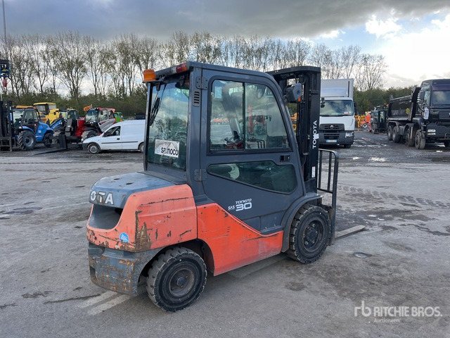2011 Toyota 52-8FDF30 Heftruck - Diesel forklift: picture 4 2011 Toyota 52-8FDF30 Heftruck - Diesel forklift: picture 4