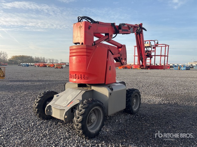 2012 Haulotte HA120PX 4WD Diesel Articulating Boom Lift - Articulated boom: picture 2 2012 Haulotte HA120PX 4WD Diesel Articulating Boom Lift - Articulated boom: picture 2