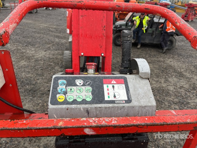 2012 Haulotte HA15IP 2WD Electric Articulating Boom Lift - Articulated boom: picture 4 2012 Haulotte HA15IP 2WD Electric Articulating Boom Lift - Articulated boom: picture 4