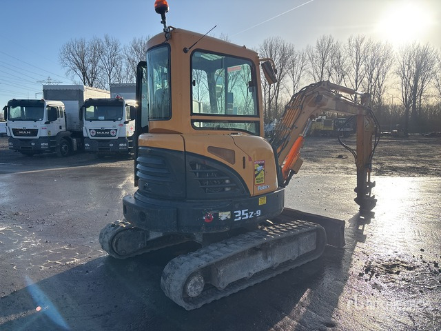 2018 Hyundai Robex x35x (Inoperable) Mini Excavator: <6.6t - Mini excavator: picture 3 2018 Hyundai Robex x35x (Inoperable) Mini Excavator: <6.6t - Mini excavator: picture 3