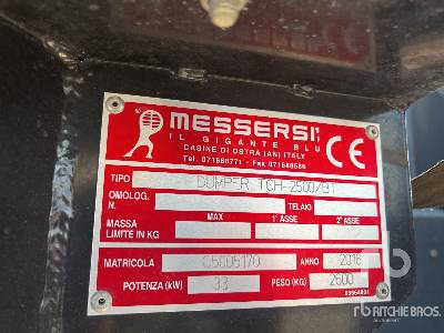 MESSERSI TCH-2500/BT Stand-On Swivel - Compact track loader: picture 5 MESSERSI TCH-2500/BT Stand-On Swivel - Compact track loader: picture 5