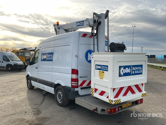 Mercedes-Benz mobiele kraan - Truck mounted aerial platform: picture 3 Mercedes-Benz mobiele kraan - Truck mounted aerial platform: picture 3