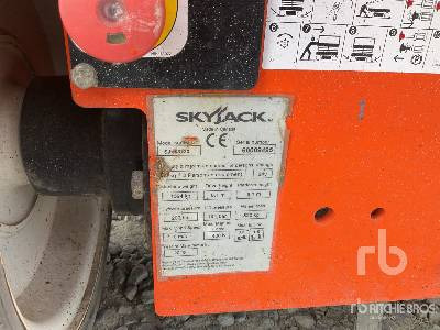 SKYJACK SJIII-3220 - Scissor lift: picture 5 SKYJACK SJIII-3220 - Scissor lift: picture 5