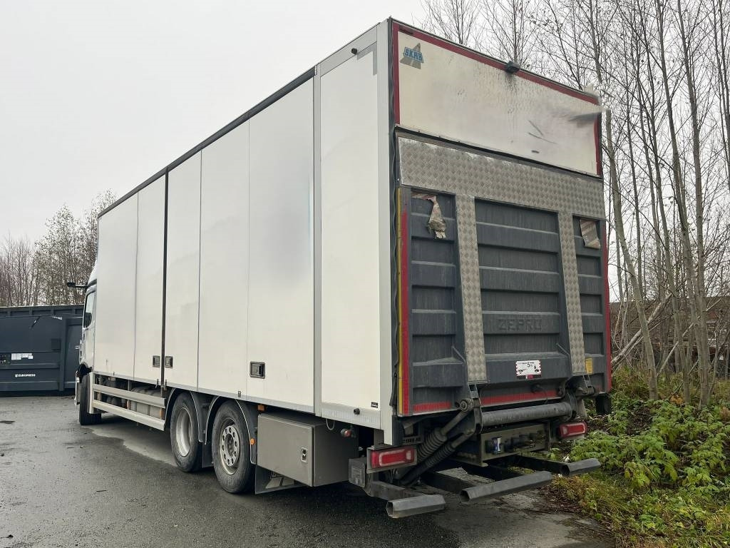 Mercedes-Benz Actros 2546 6x2 - Box truck: picture 5 Mercedes-Benz Actros 2546 6x2 - Box truck: picture 5