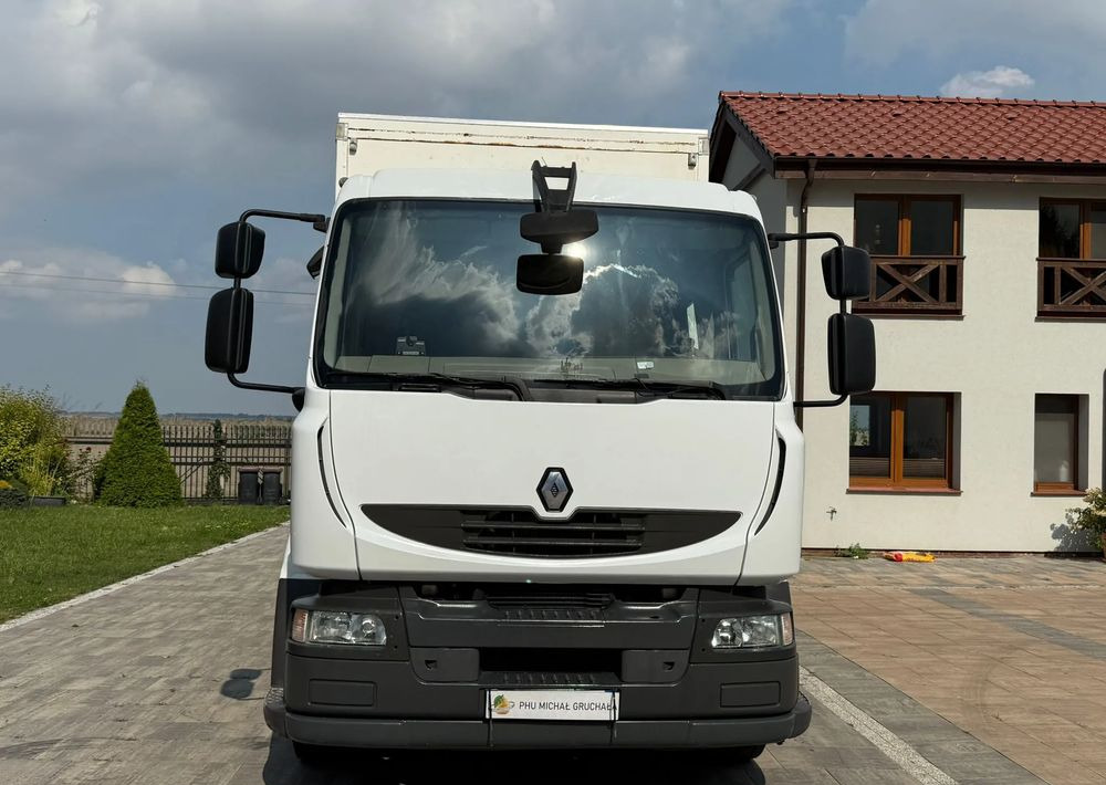 Renault Midlum - Curtainsider truck: picture 2 Renault Midlum - Curtainsider truck: picture 2
