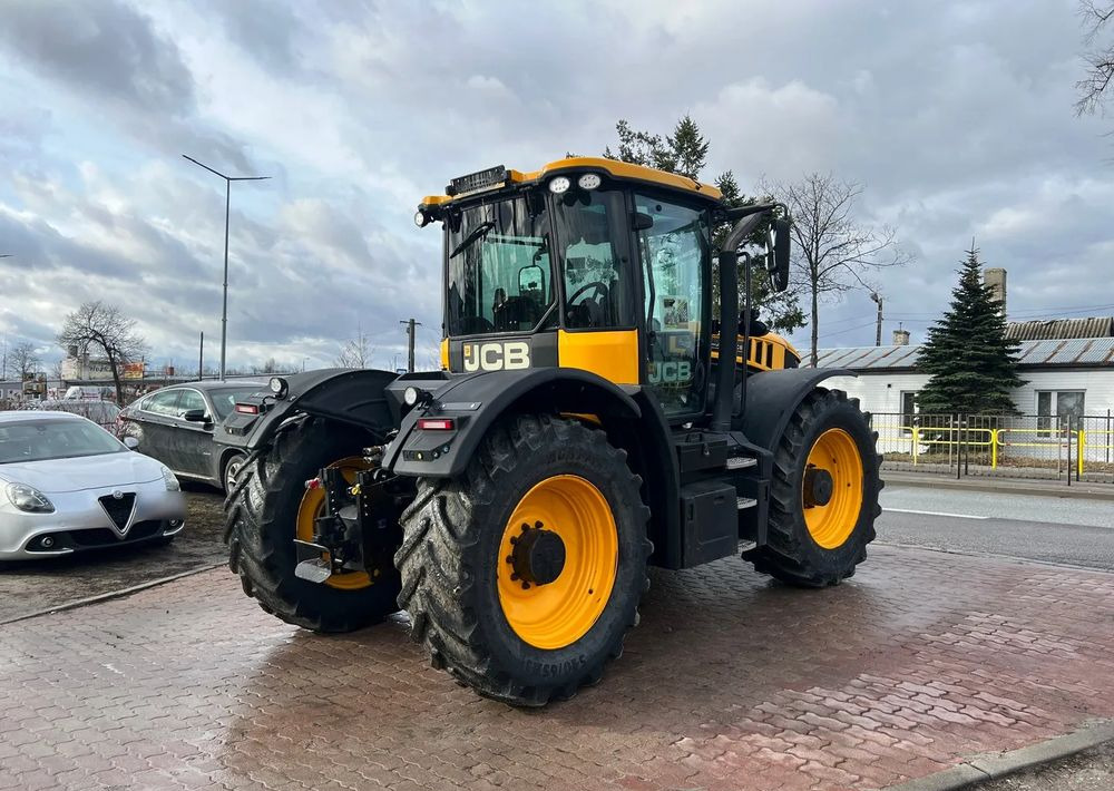 JCB Fastrac 4220 - Farm tractor: picture 5 JCB Fastrac 4220 - Farm tractor: picture 5
