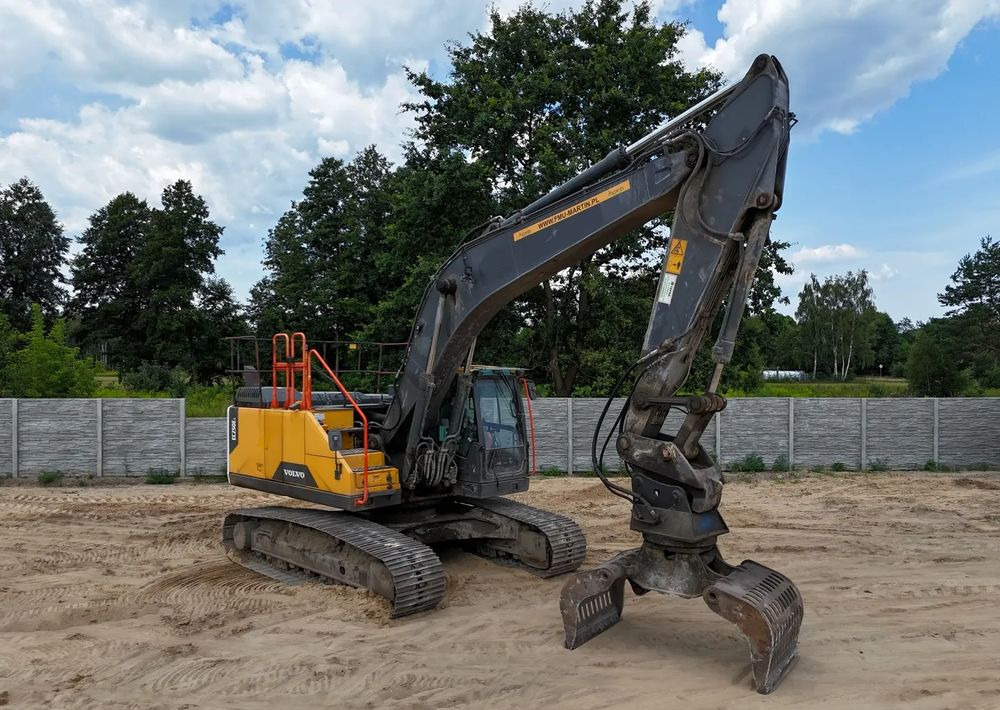 Volvo Volvo 250EL - Crawler excavator: picture 1 Volvo Volvo 250EL - Crawler excavator: picture 1