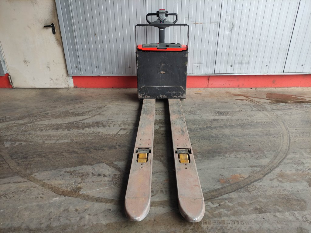 BT LWE250 - Pallet truck: picture 3 BT LWE250 - Pallet truck: picture 3