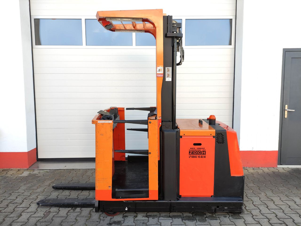 BT OME 100 M - Order picker: picture 1 BT OME 100 M - Order picker: picture 1