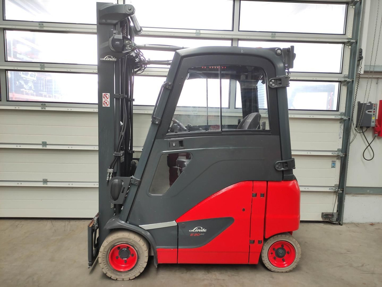 Linde E20PH-02-386-EVO - Electric forklift: picture 1 Linde E20PH-02-386-EVO - Electric forklift: picture 1