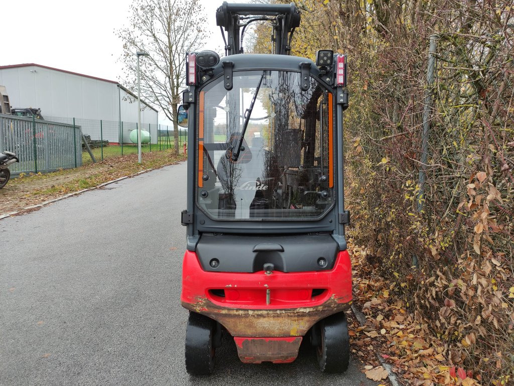Linde E20PL-02-386 EVO - Electric forklift: picture 4 Linde E20PL-02-386 EVO - Electric forklift: picture 4