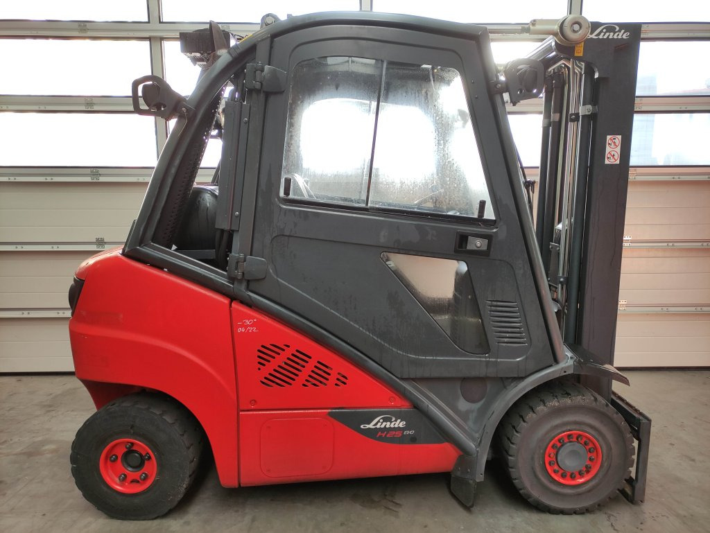 Linde H25T-02-392 EVO - Forklift: picture 2 Linde H25T-02-392 EVO - Forklift: picture 2