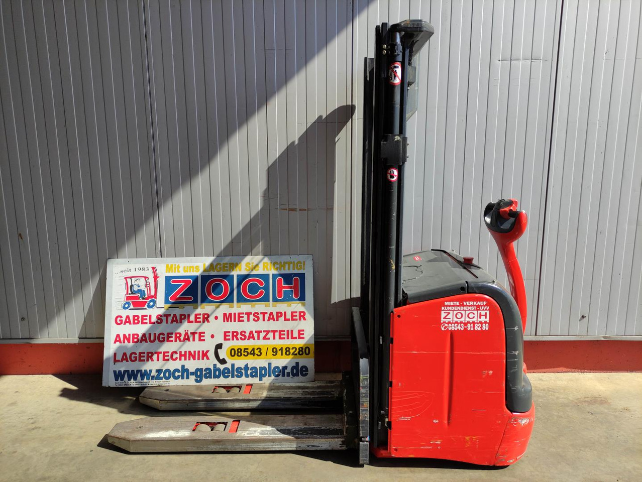 Linde L14-372 - Stacker: picture 1 Linde L14-372 - Stacker: picture 1