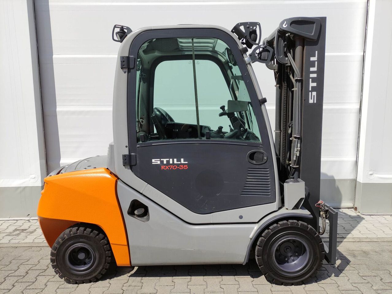 Still RX70-35 - Diesel forklift: picture 2 Still RX70-35 - Diesel forklift: picture 2