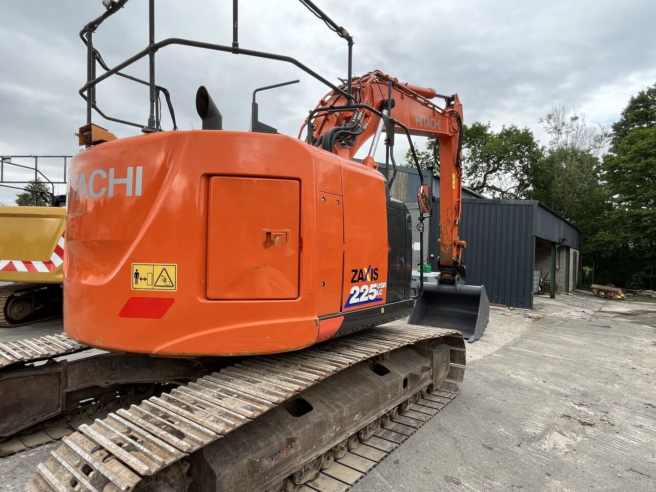 Hitachi ZX225 - Crawler excavator: picture 5 Hitachi ZX225 - Crawler excavator: picture 5