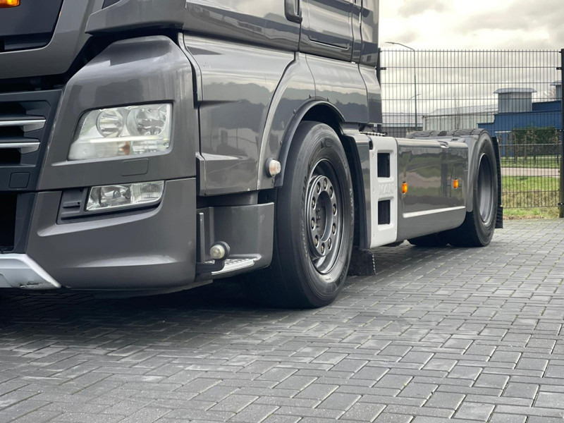 MAN TGX 18.580 2X TANK, LEATHER SEATS, RETARDER, FULL AIR! - Tractor unit: picture 5 MAN TGX 18.580 2X TANK, LEATHER SEATS, RETARDER, FULL AIR! - Tractor unit: picture 5