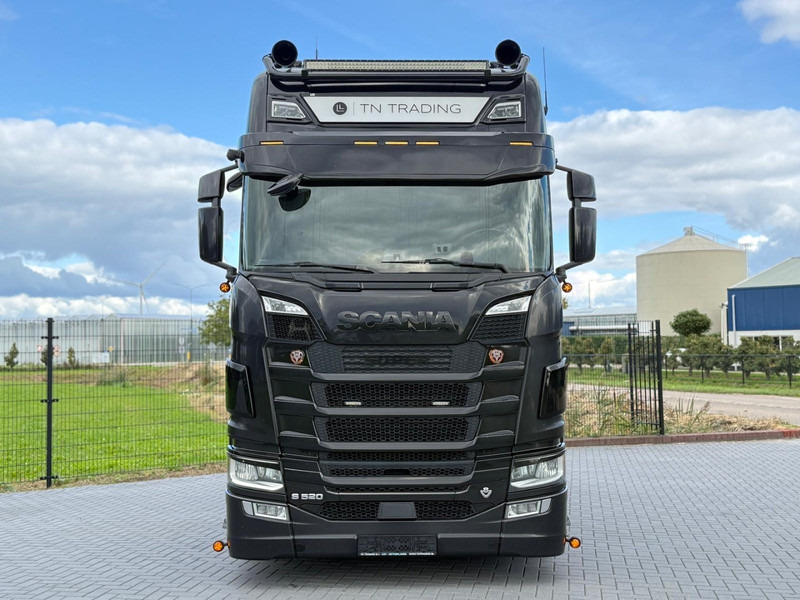 Scania S520 V8 NGS EURO 6D, VOLLUCHT, RETARDER, 6 PUNTS LUCHTVERING, LEER, ALCOA. - Tractor unit: picture 4 Scania S520 V8 NGS EURO 6D, VOLLUCHT, RETARDER, 6 PUNTS LUCHTVERING, LEER, ALCOA. - Tractor unit: picture 4