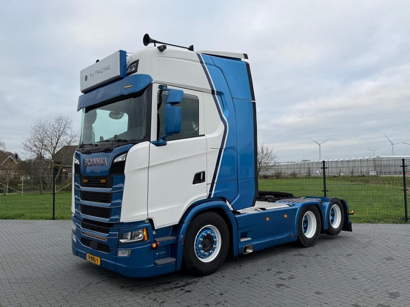 Scania S660 BOOGIE, VOLLUCHT, RETARDER, LEREN STOELEN, VOL. - Tractor unit: picture 3 Scania S660 BOOGIE, VOLLUCHT, RETARDER, LEREN STOELEN, VOL. - Tractor unit: picture 3
