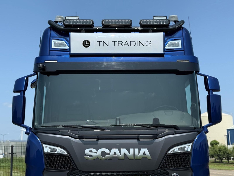 Scania S660 FULL AIR, ALCOA, LEATHER, HYDRAULIC, LIKE NEW. - Tractor unit: picture 5 Scania S660 FULL AIR, ALCOA, LEATHER, HYDRAULIC, LIKE NEW. - Tractor unit: picture 5