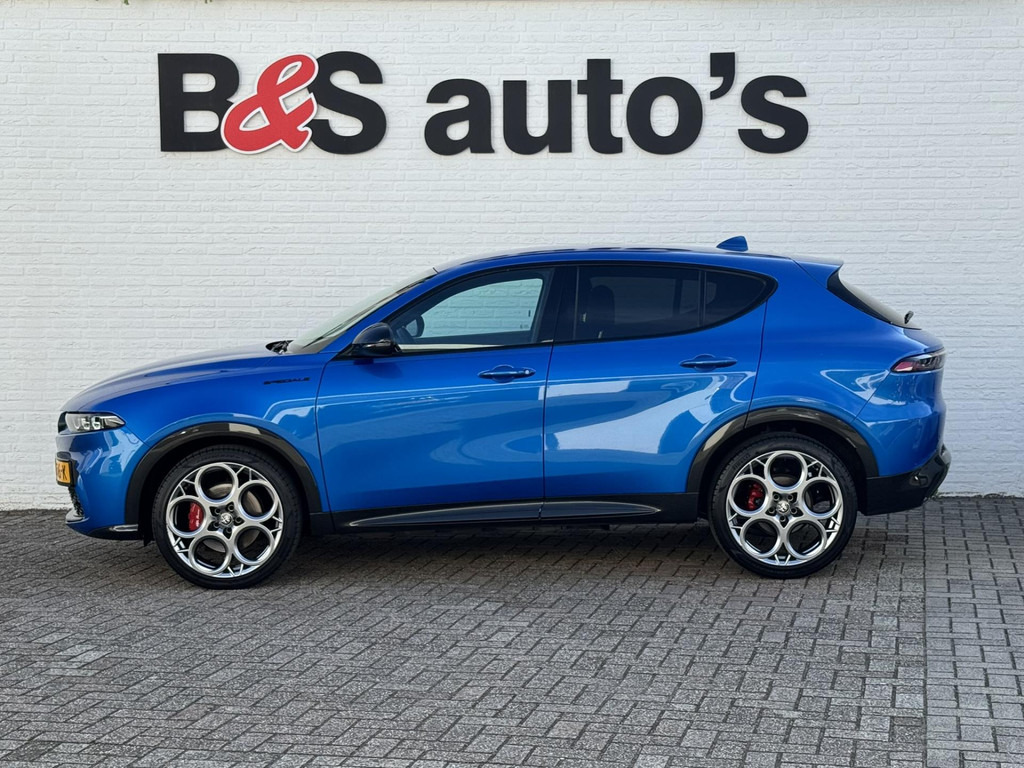 Alfa Romeo Tonale-1.5T Hybrid Edizione Speciale Stoelventilatie/ verwarming Climate control Apple Carplay Android Leder - SUV: picture 4 Alfa Romeo Tonale-1.5T Hybrid Edizione Speciale Stoelventilatie/ verwarming Climate control Apple Carplay Android Leder - SUV: picture 4