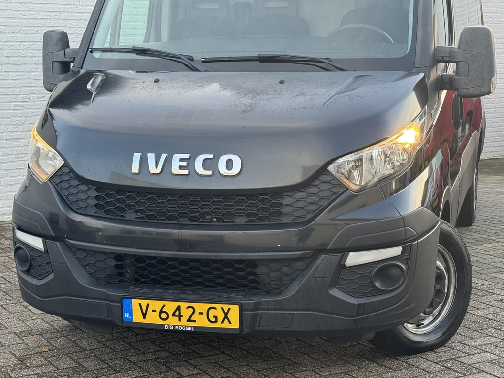 Iveco Daily-35S13V 2.3 352 H3 L Airco Cruise 3 Zits Radio cd Usb Goed onderhouden - Panel van: picture 3 Iveco Daily-35S13V 2.3 352 H3 L Airco Cruise 3 Zits Radio cd Usb Goed onderhouden - Panel van: picture 3