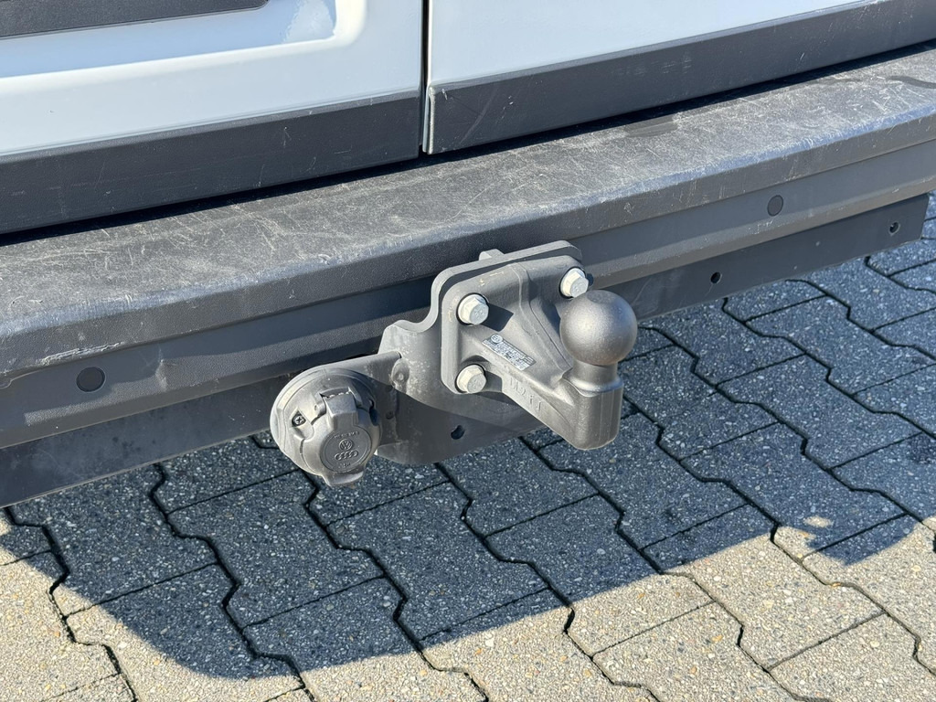Volkswagen Crafter-30 2.0 TDI L3H3 Highline 4S banden Trekhaak Carplay Pdc v+a Cruise DAB - Panel van: picture 3 Volkswagen Crafter-30 2.0 TDI L3H3 Highline 4S banden Trekhaak Carplay Pdc v+a Cruise DAB - Panel van: picture 3