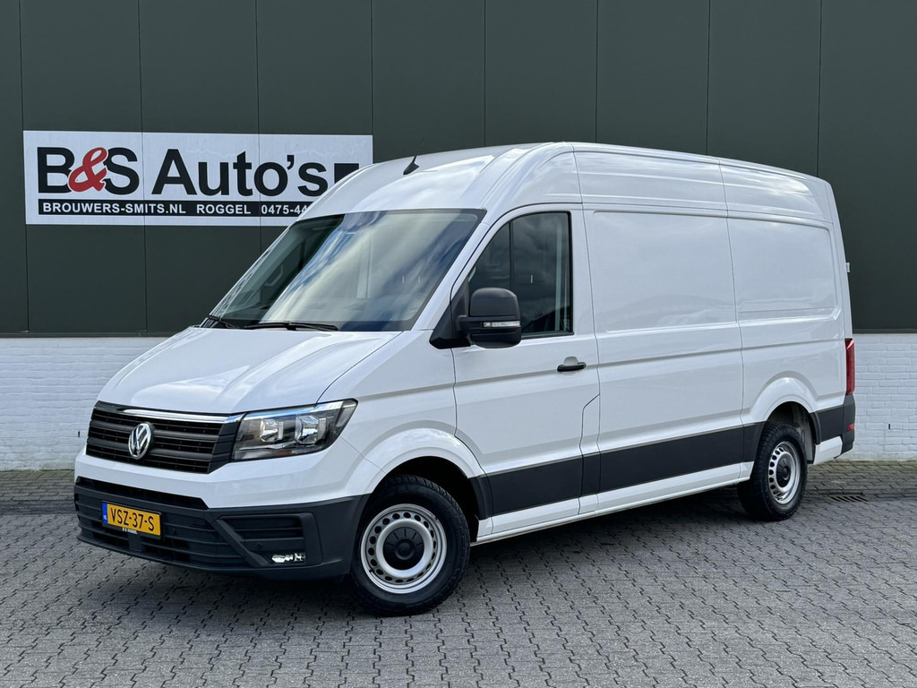 Volkswagen Crafter-30 2.0 TDI L3H3 Highline Carplay DAB Cruise Verwarmde voorruit Trekhaak Lat om Lat - Panel van: picture 1 Volkswagen Crafter-30 2.0 TDI L3H3 Highline Carplay DAB Cruise Verwarmde voorruit Trekhaak Lat om Lat - Panel van: picture 1