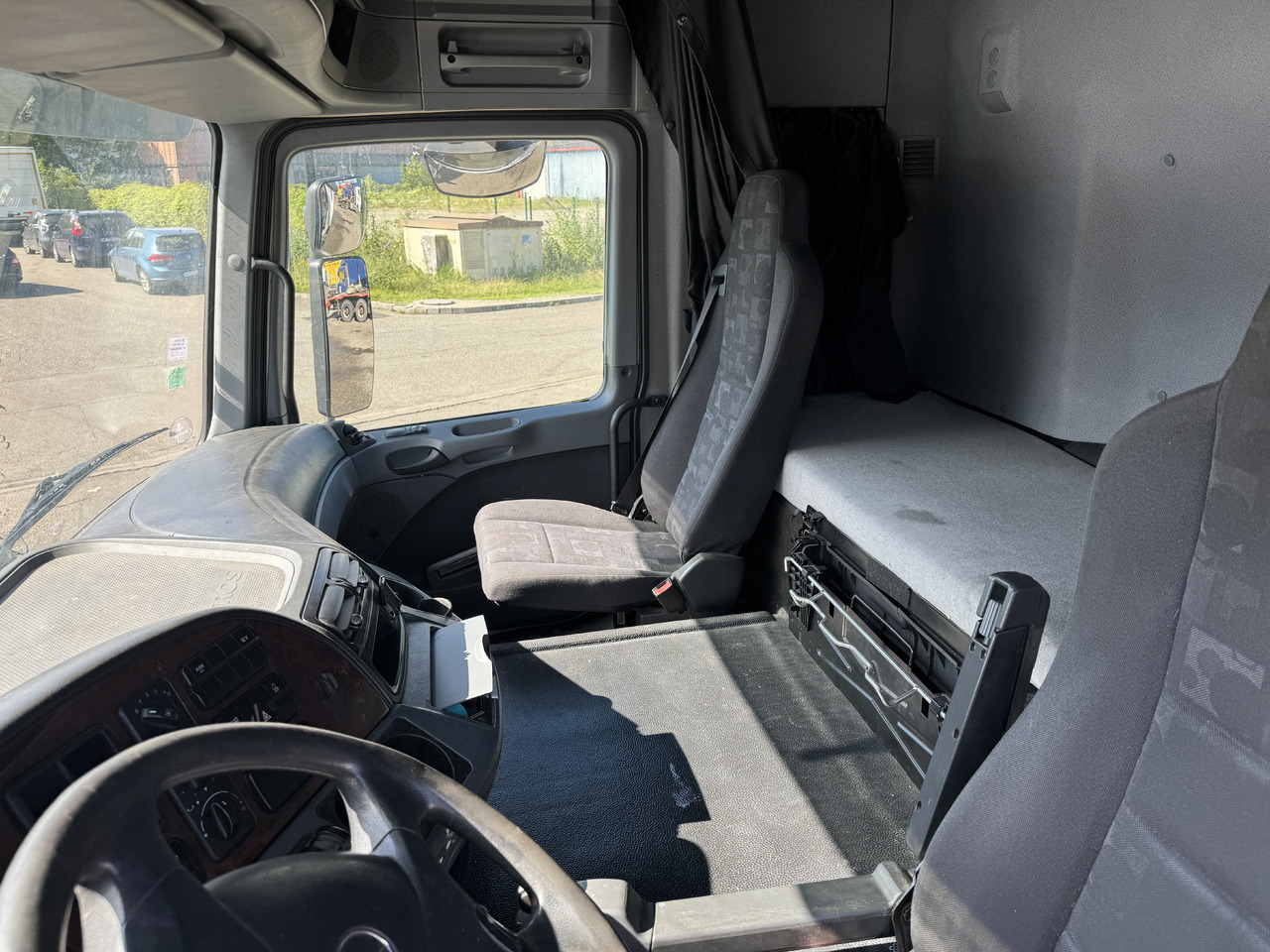 MERCEDES-BENZ ACTROS - Curtainsider truck: picture 5 MERCEDES-BENZ ACTROS - Curtainsider truck: picture 5