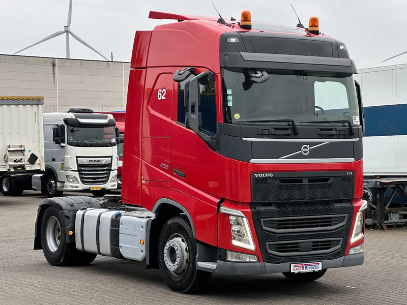 Volvo FH 420 Euro 6 / Globetrotter / 2 Tank / 589 Tkm / Smart Tacho! - Tractor unit: picture 2 Volvo FH 420 Euro 6 / Globetrotter / 2 Tank / 589 Tkm / Smart Tacho! - Tractor unit: picture 2