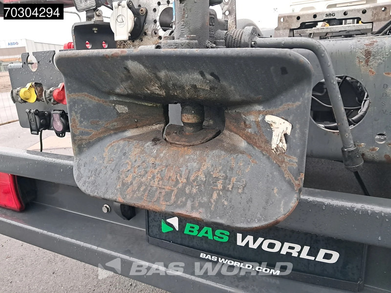 Container transporter/ Swap body truck DAF XF 480 6X2 BDF SSC Retarder Lift+Steering Axle Automatic Euro 6: picture 18