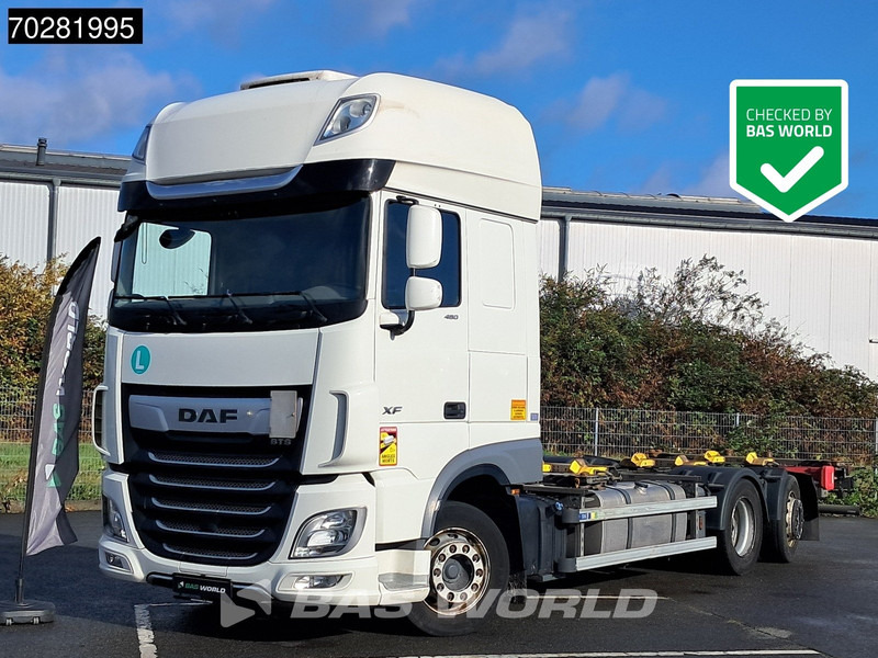 Container transporter/ Swap body truck DAF XF 480 6X2 BDF SSC Retarder Lift-Steering Axle Standklima ACC Euro 6: picture 1