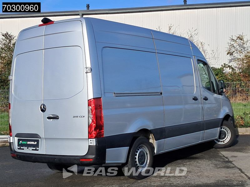 Mercedes-Benz Sprinter 315 CDI Automatik L2H2 150PS Klima Kamera Parksensoren MBUX CarPlay Euro6 L2 A/C - Small van: picture 3 Mercedes-Benz Sprinter 315 CDI Automatik L2H2 150PS Klima Kamera Parksensoren MBUX CarPlay Euro6 L2 A/C - Small van: picture 3