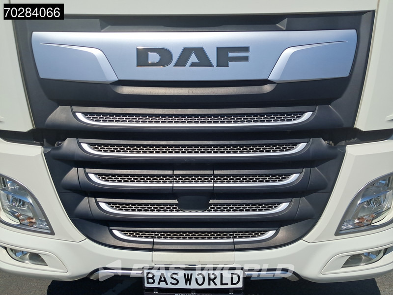 Tractor unit DAF XF 480 4X2 SSC Retarder 2x Tanks Standklima ACC LED: picture 9