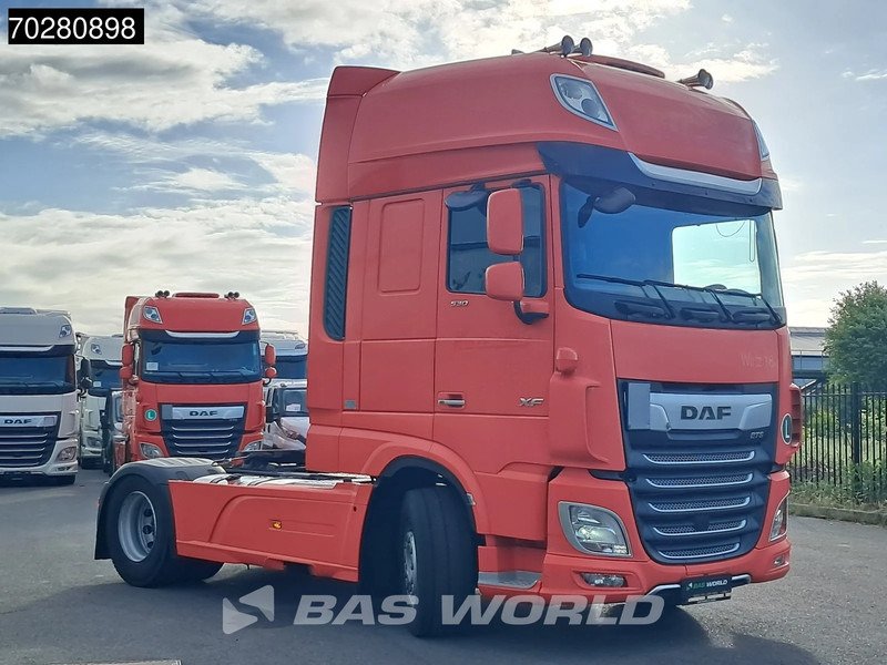 DAF XF 530 4X2 SSC Retarder 2x Tanks Standklima Navi ACC LED - Tractor unit: picture 3 DAF XF 530 4X2 SSC Retarder 2x Tanks Standklima Navi ACC LED - Tractor unit: picture 3