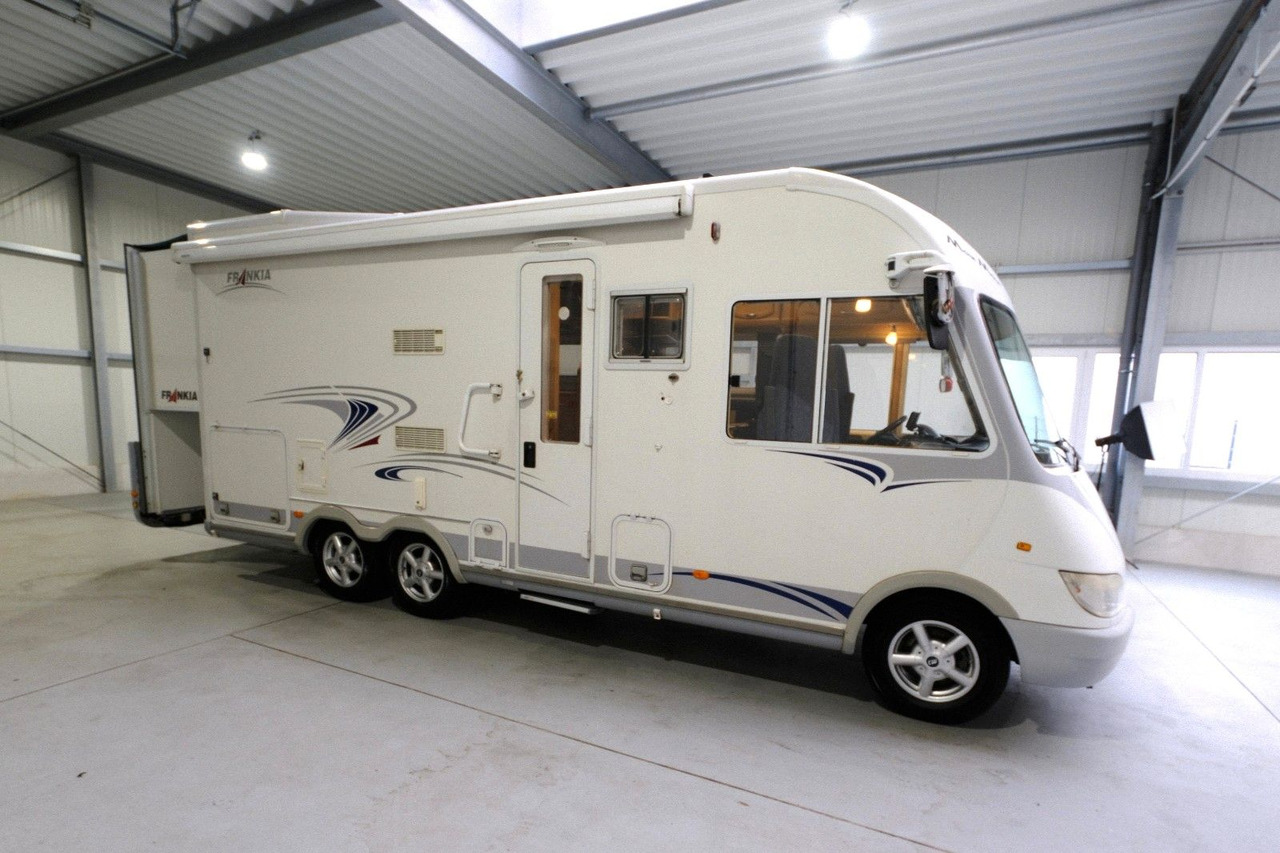 New Integrated motorhome Frankia I 650 QS HolidayClass/Festbett+Hubbett/Klima/DPF: picture 1